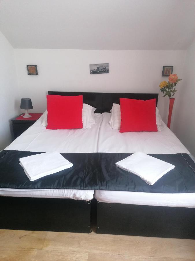 Ustronie Appartement Zgierz Buitenkant foto